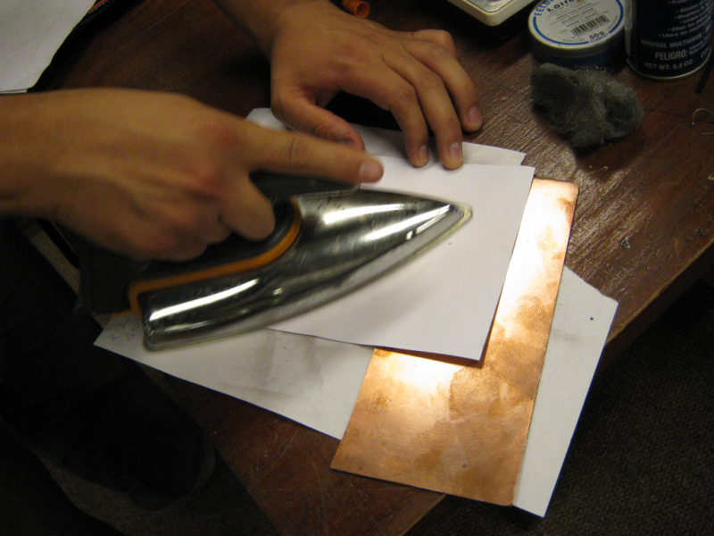Archivo:Planchando.png